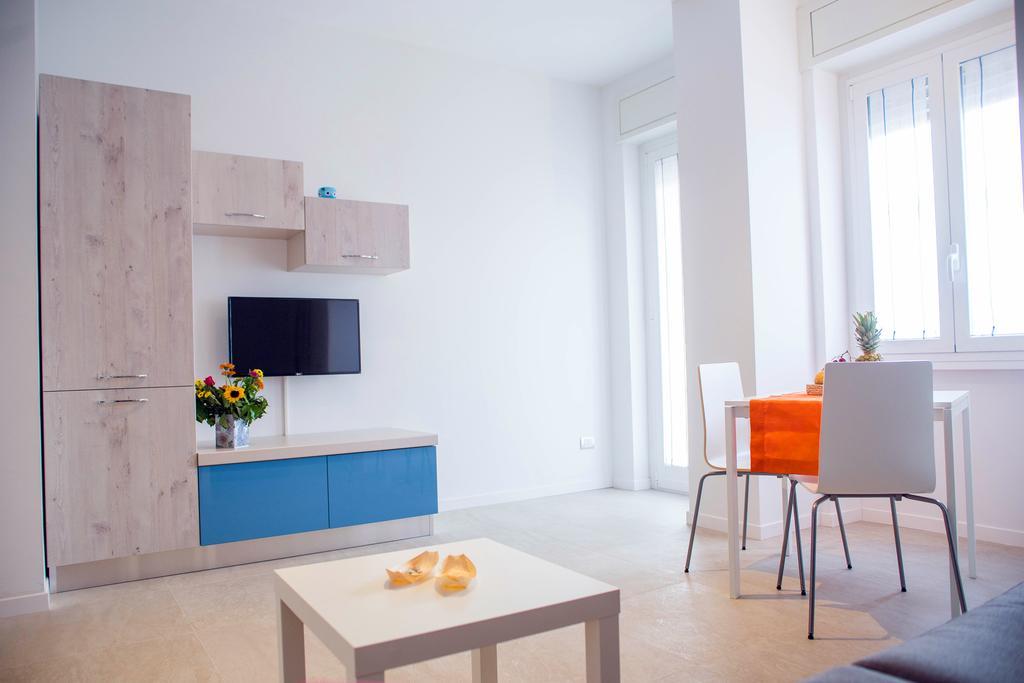 Loreto - Colorful Studio Apartment Milan Luaran gambar