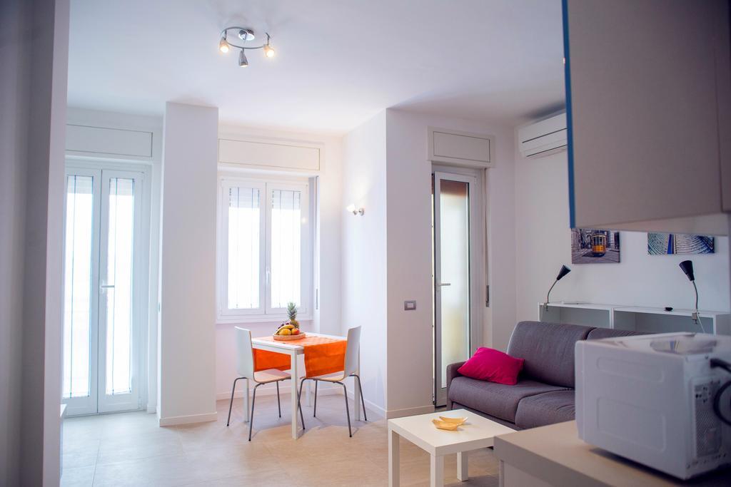 Loreto - Colorful Studio Apartment Milan Luaran gambar