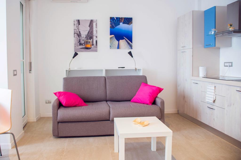 Loreto - Colorful Studio Apartment Milan Luaran gambar